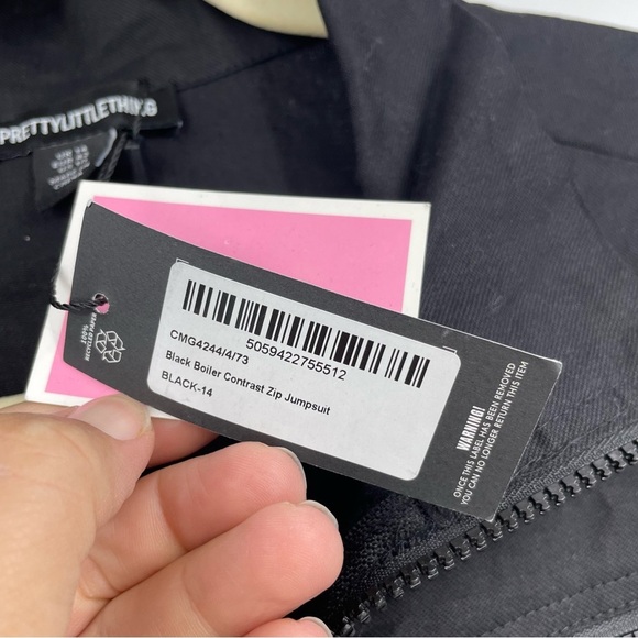 PrettyLittleThing black Boiler Contrast Zip Jumpsuit - Picture 7 of 8